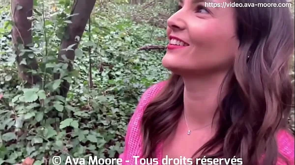 PORNO REALITÉ - Tu me trouves, je te suce! 3 inconnus me croisent et je les pompe dans un bois