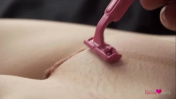 Slow-motion Romantic Pussy Shaving and Touching