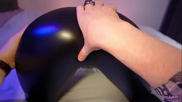 PAWG BIG ASS in LEATHER LEGGINGS | LilyKoti