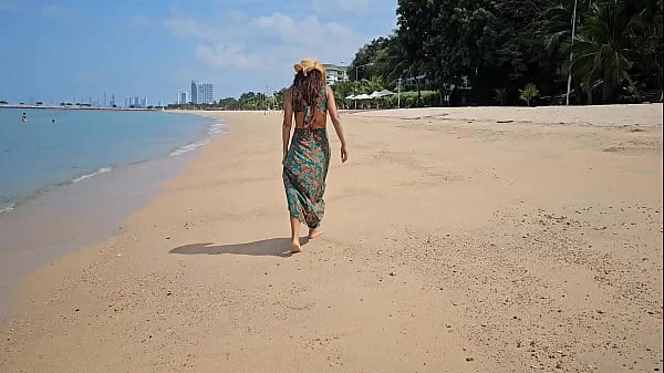 Long Dress NO PANTIES flashing on Public Beach