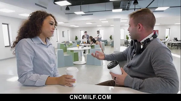 Employees Can Fuck Anyone in The Freeuse Office - Cncmilf