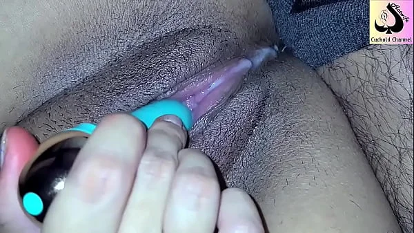 Creampie Wife's Pussy - I tried to fuck my wife's ass hole, but all I managed was to cum inside her pussy, finally she reached orgasm with her super powerful vibrator