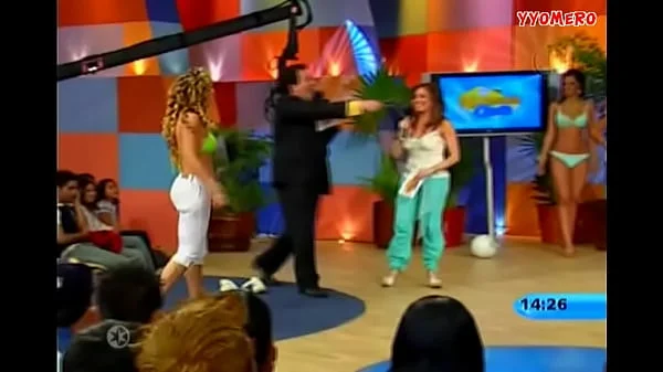 Strip Game on Mexican TV show