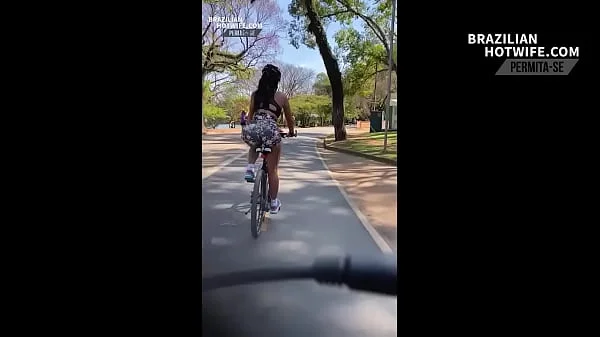 DANDO UMA VOLTA DE BICICLETA PARQUE IBIRAPUERA COM SHORT TODO SOCADO