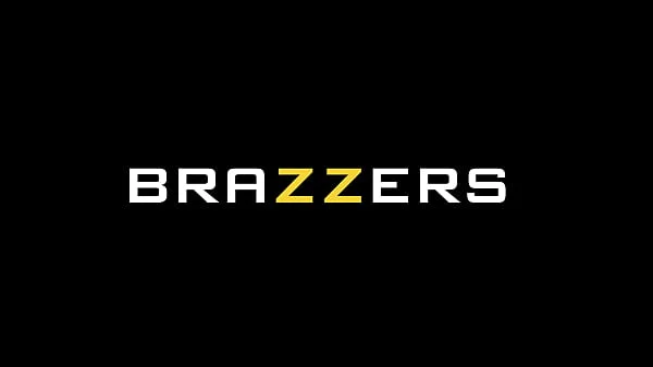 VR MILF DTF - Lacey Bender, Summer Col / Brazzers  / stream full from www.zzfull.com/turns